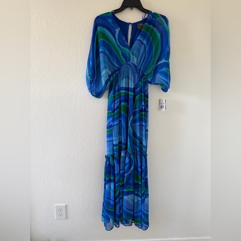 Taylor Elegant Blue and Green Maxi Dress size-4